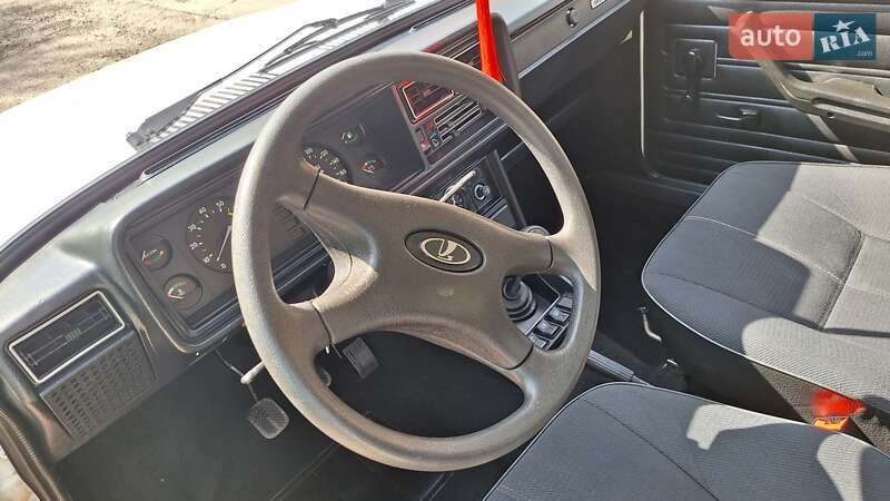 Седан ВАЗ / Lada 2107 2005 в Смілі