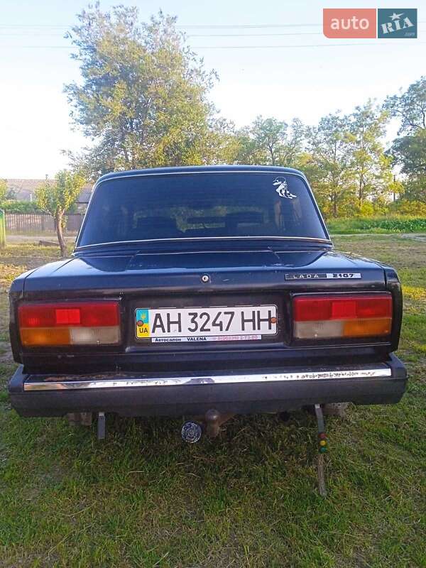 Седан ВАЗ / Lada 2107 2010 в Межовій