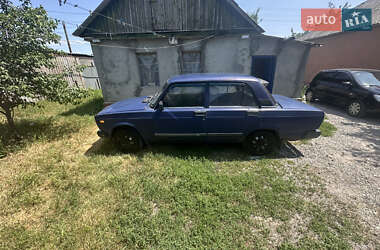 Седан ВАЗ 2107 2004 в Днепре