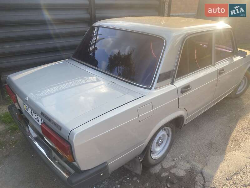 Седан ВАЗ / Lada 2107 2007 в Глобиному