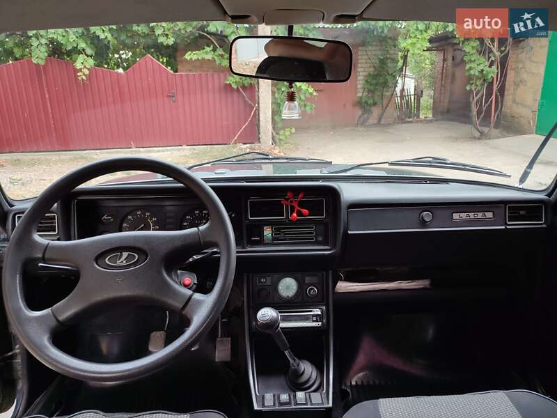 Седан ВАЗ / Lada 2107 2005 в Первомайске