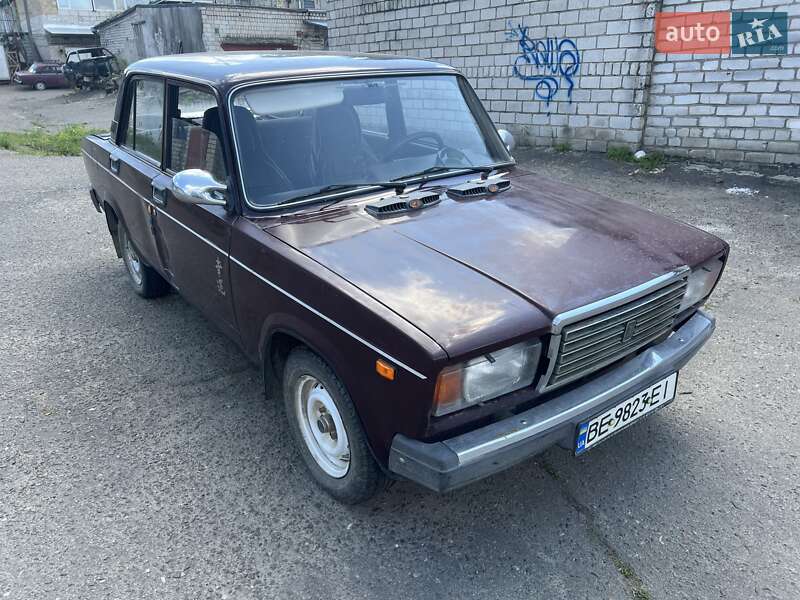 Седан ВАЗ / Lada 2107 2008 в Николаеве