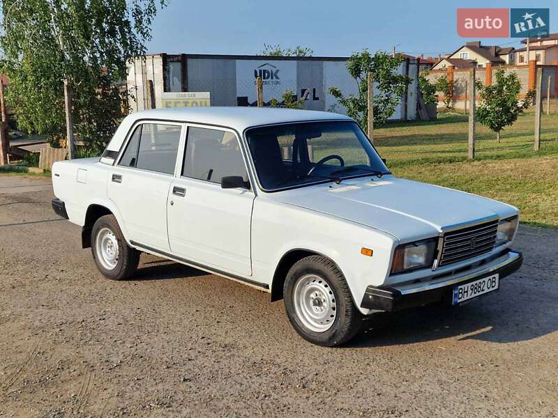Седан ВАЗ / Lada 2107 2005 в Одесі