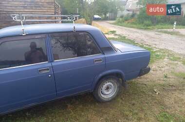 Седан ВАЗ 2107 2007 в 