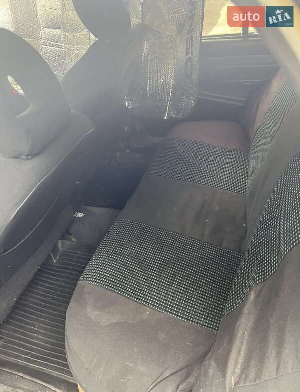 Седан ВАЗ / Lada 2107 2002 в Литине фото 7 Седан ВАЗ / Lada 2107 2002 в Литине