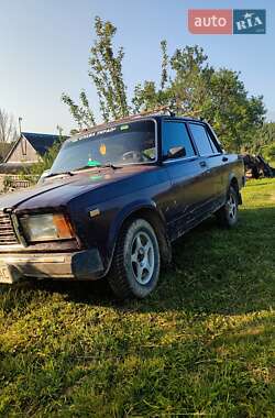 Седан ВАЗ 2107 2005 в Турке