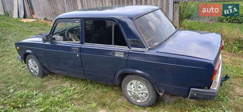 Седан ВАЗ / Lada 2107 2006 в Полтаве фото 5 Седан ВАЗ / Lada 2107 2006 в Полтаве