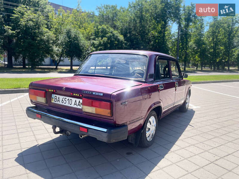 Седан ВАЗ / Lada 2107 2005 в Черкассах
