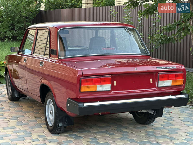 Седан ВАЗ / Lada 2107 2008 в Виннице
