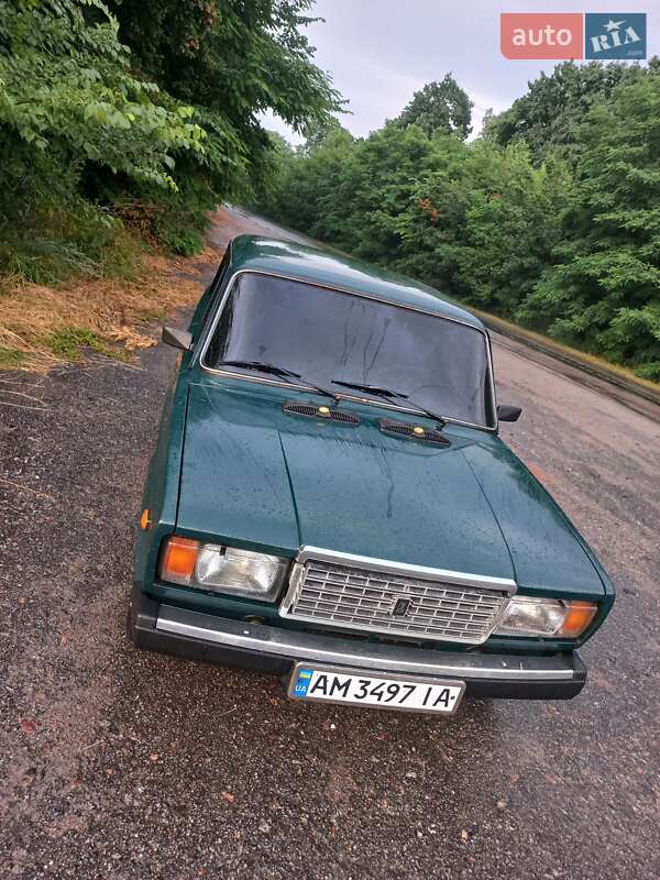 Седан ВАЗ / Lada 2107 2006 в Бердичеве