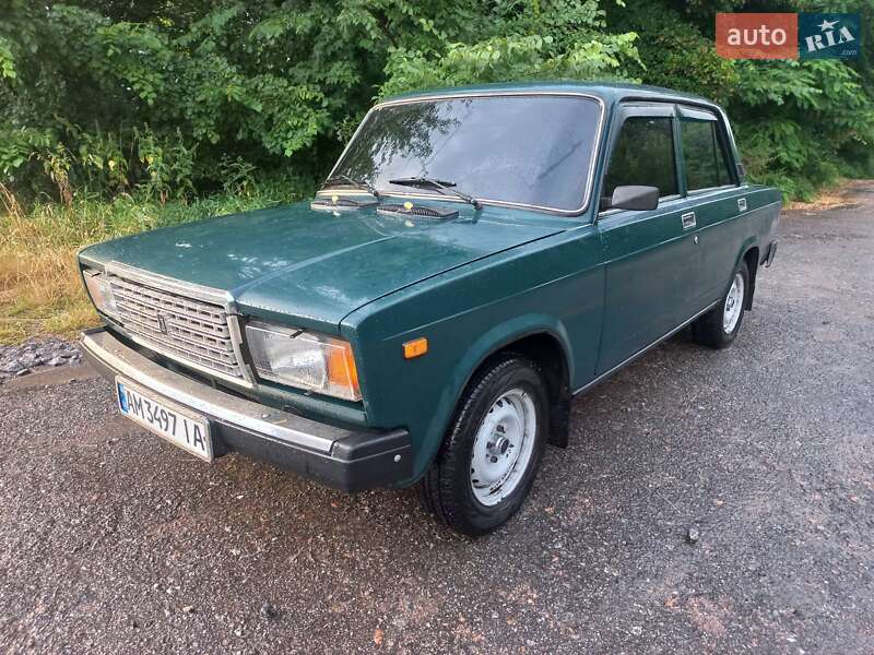 Седан ВАЗ / Lada 2107 2006 в Бердичеве
