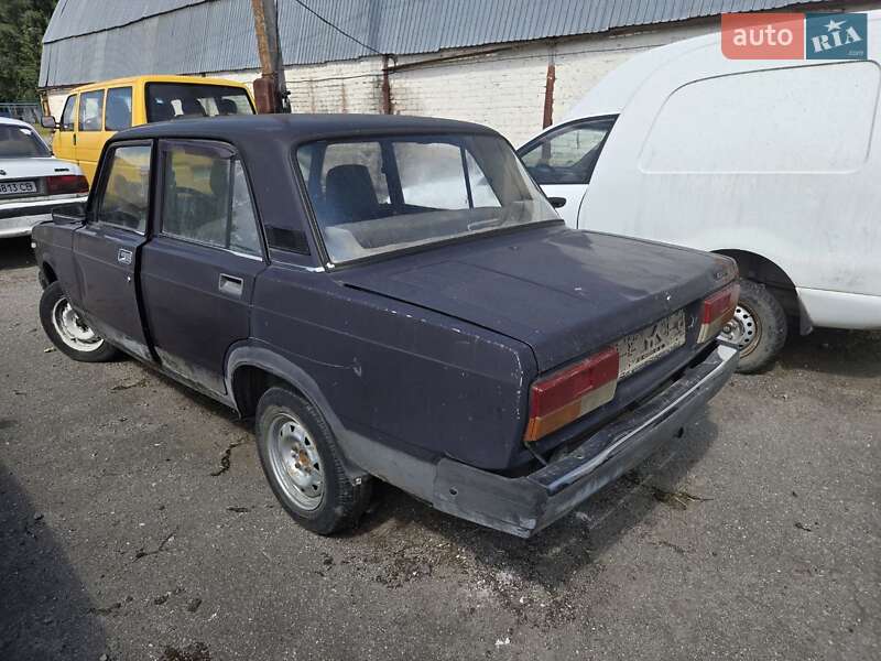 Седан ВАЗ / Lada 2107 2008 в Староконстантинове