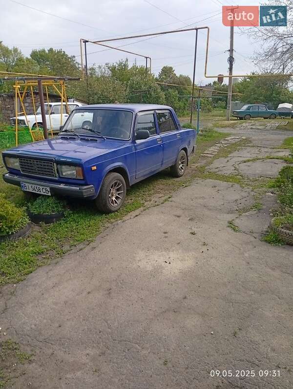Седан ВАЗ / Lada 2107 2004 в Полтаве