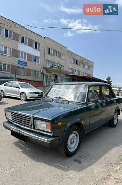 Седан ВАЗ 2107 2005 в Сумах