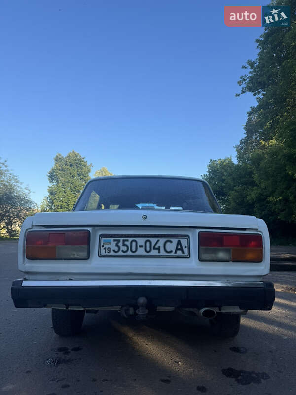 Седан ВАЗ / Lada 2107 1991 в Шостке
