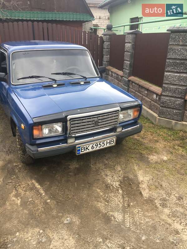 Седан ВАЗ 2107 2005 в 