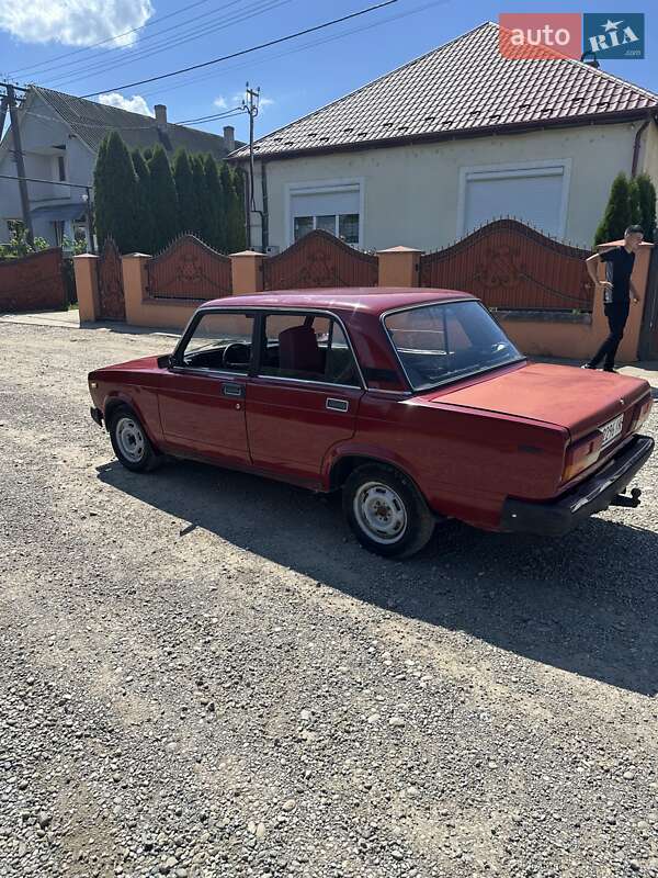 Седан ВАЗ / Lada 2107 1989 в Иршаве