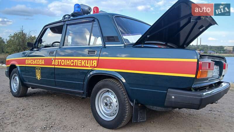 Седан ВАЗ / Lada 2107 2007 в Кривом Роге фото 3 Седан ВАЗ / Lada 2107 2007 в Кривом Роге