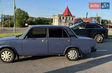 Седан ВАЗ 2107 2005 в 