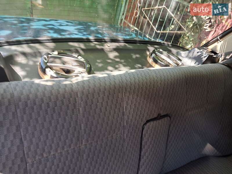 Седан ВАЗ / Lada 2107 2004 в Красноселке