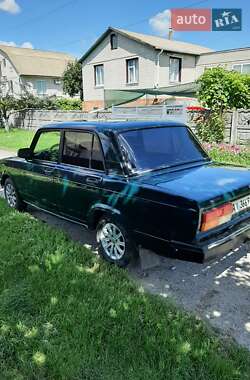 Седан ВАЗ 2107 2005 в Ніжині