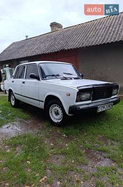 Седан ВАЗ 2107 1997 в Чернівцях