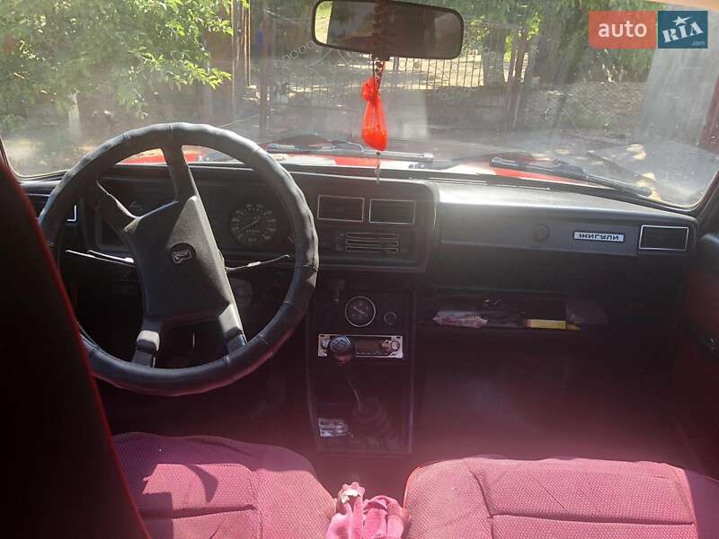 Седан ВАЗ / Lada 2107 1990 в Локачах