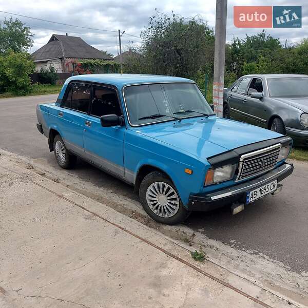 Седан ВАЗ / Lada 2107 2005 в Подільську
