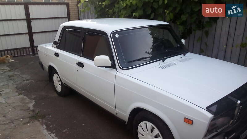 Седан ВАЗ / Lada 2107 2004 в Полтаві фото 4 Седан ВАЗ / Lada 2107 2004 в Полтаві