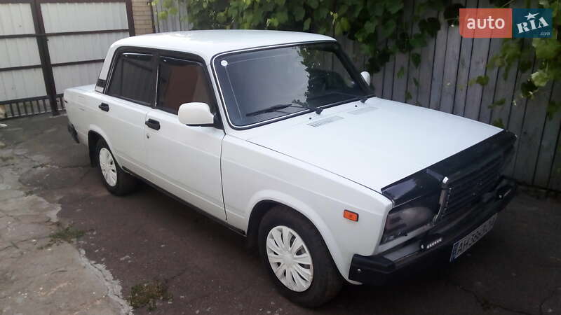 Седан ВАЗ / Lada 2107 2004 в Полтаві фото 6 Седан ВАЗ / Lada 2107 2004 в Полтаві