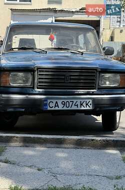 Седан ВАЗ 2107 2004 в Киеве