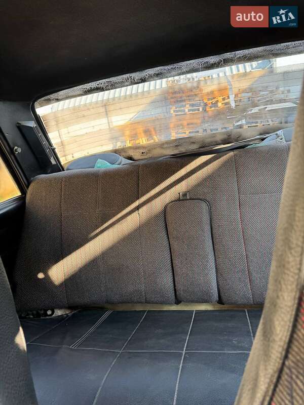 Седан ВАЗ / Lada 2107 1998 в Николаеве