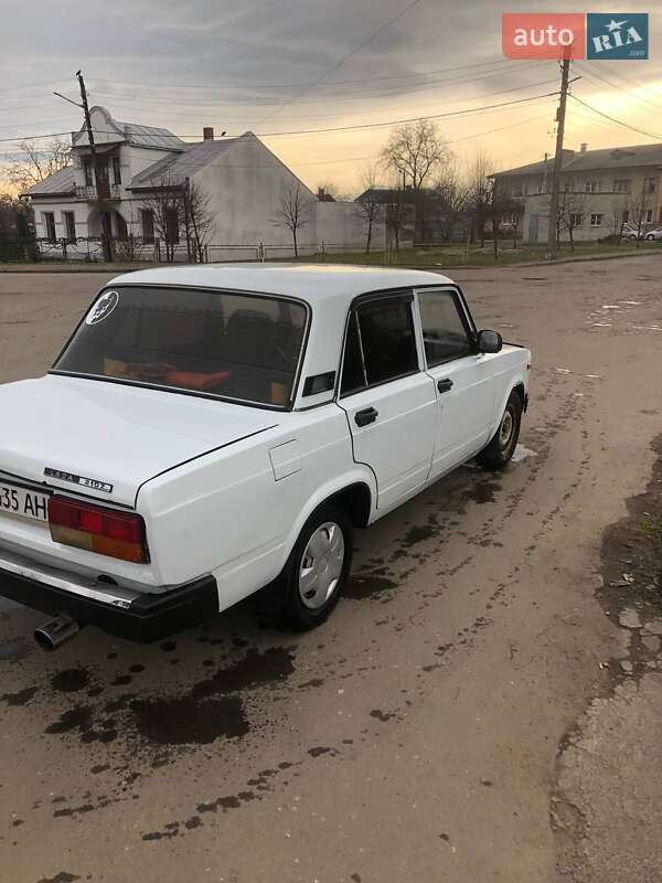 Седан ВАЗ / Lada 2107 2006 в Калуші