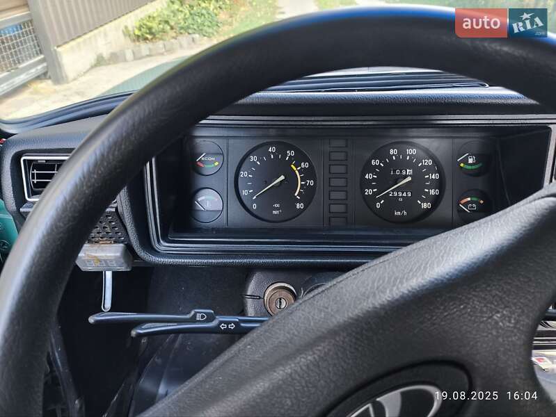 Седан ВАЗ / Lada 2107 2004 в Белой Церкви