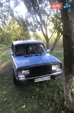 Седан ВАЗ 2107 2004 в 
