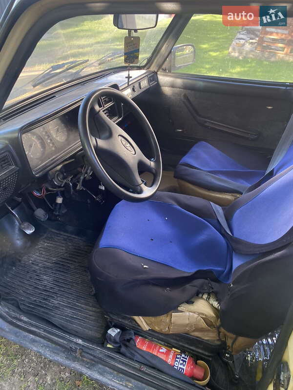 Седан ВАЗ / Lada 2107 1992 в Буську