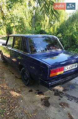 Седан ВАЗ / Lada 2107 1991 в 