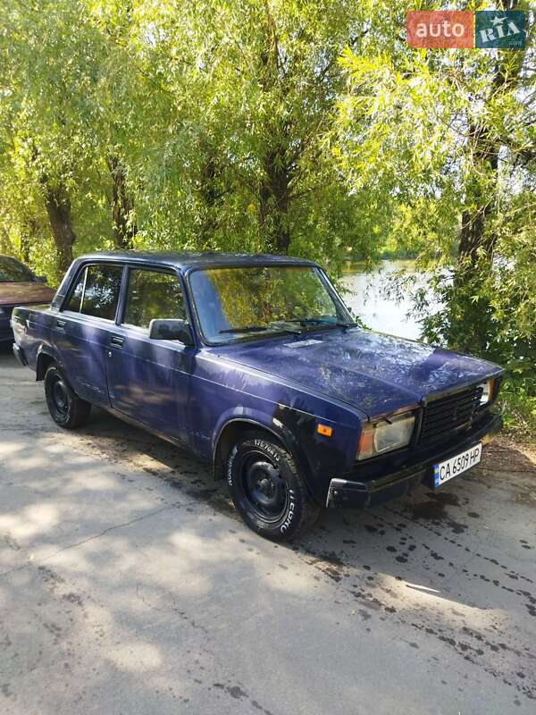 Седан ВАЗ / Lada 2107 1991 в 