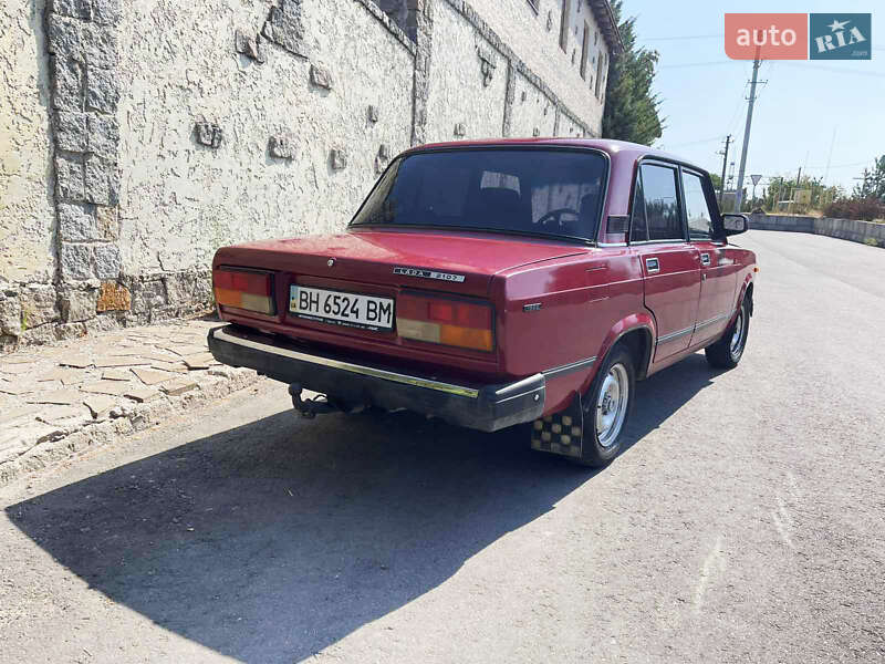 Седан ВАЗ / Lada 2107 2003 в Одессе