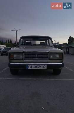 Седан ВАЗ 2107 1989 в 