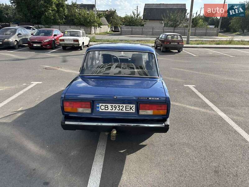 Седан ВАЗ / Lada 2107 2007 в Чернигове