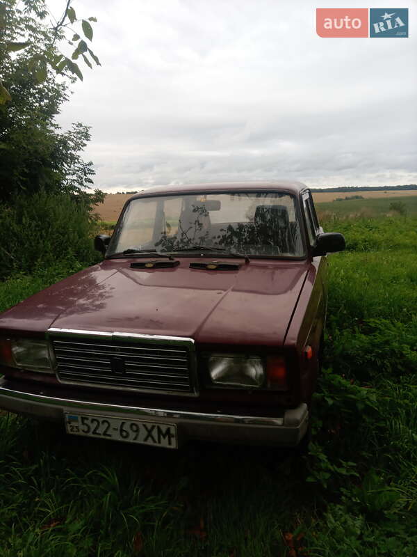 Седан ВАЗ / Lada 2107 2000 в Красилове