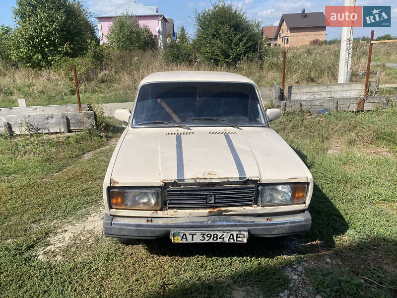 Седан ВАЗ / Lada 2107 1986 в Загвоздье
