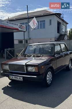 Седан ВАЗ 2107 2005 в Каменке