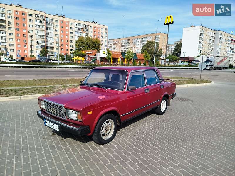 Седан ВАЗ / Lada 2107 1986 в Александрие фото 20 Седан ВАЗ / Lada 2107 1986 в Александрие