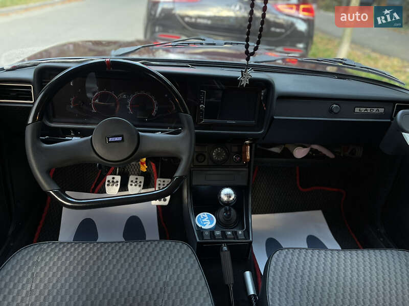 Седан ВАЗ / Lada 2107 2006 в Киеве фото 11 Седан ВАЗ / Lada 2107 2006 в Киеве