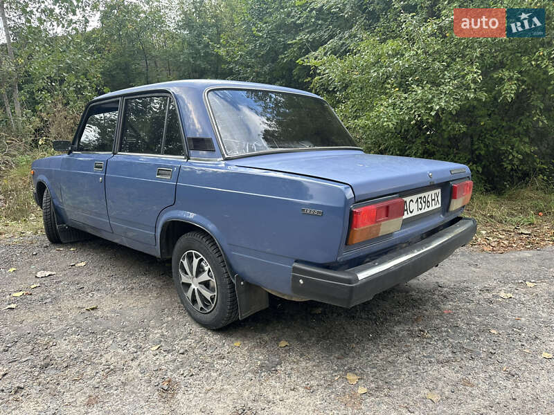 Седан ВАЗ / Lada 2107 2003 в Владимире фото 3 Седан ВАЗ / Lada 2107 2003 в Владимире
