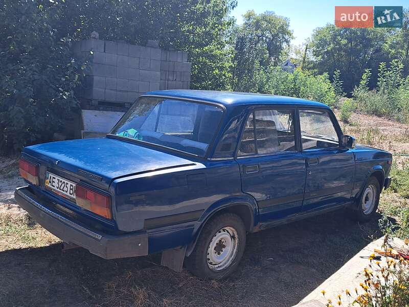 Седан ВАЗ / Lada 2107 2003 в Новомосковске фото 3 Седан ВАЗ / Lada 2107 2003 в Новомосковске