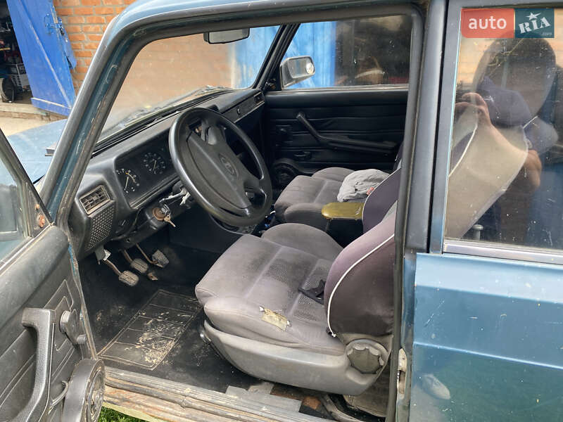 Седан ВАЗ / Lada 2107 2003 в Ромнах