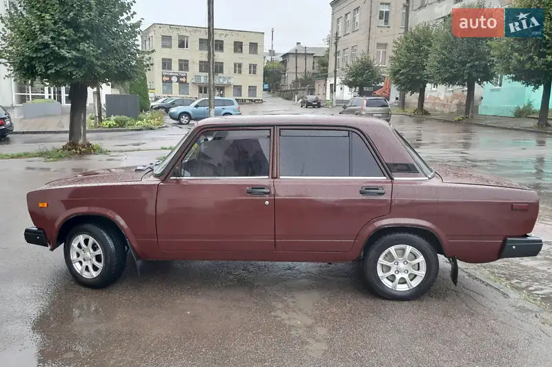 ВАЗ / Lada 2107